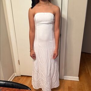 Elegant Strapless White Dress